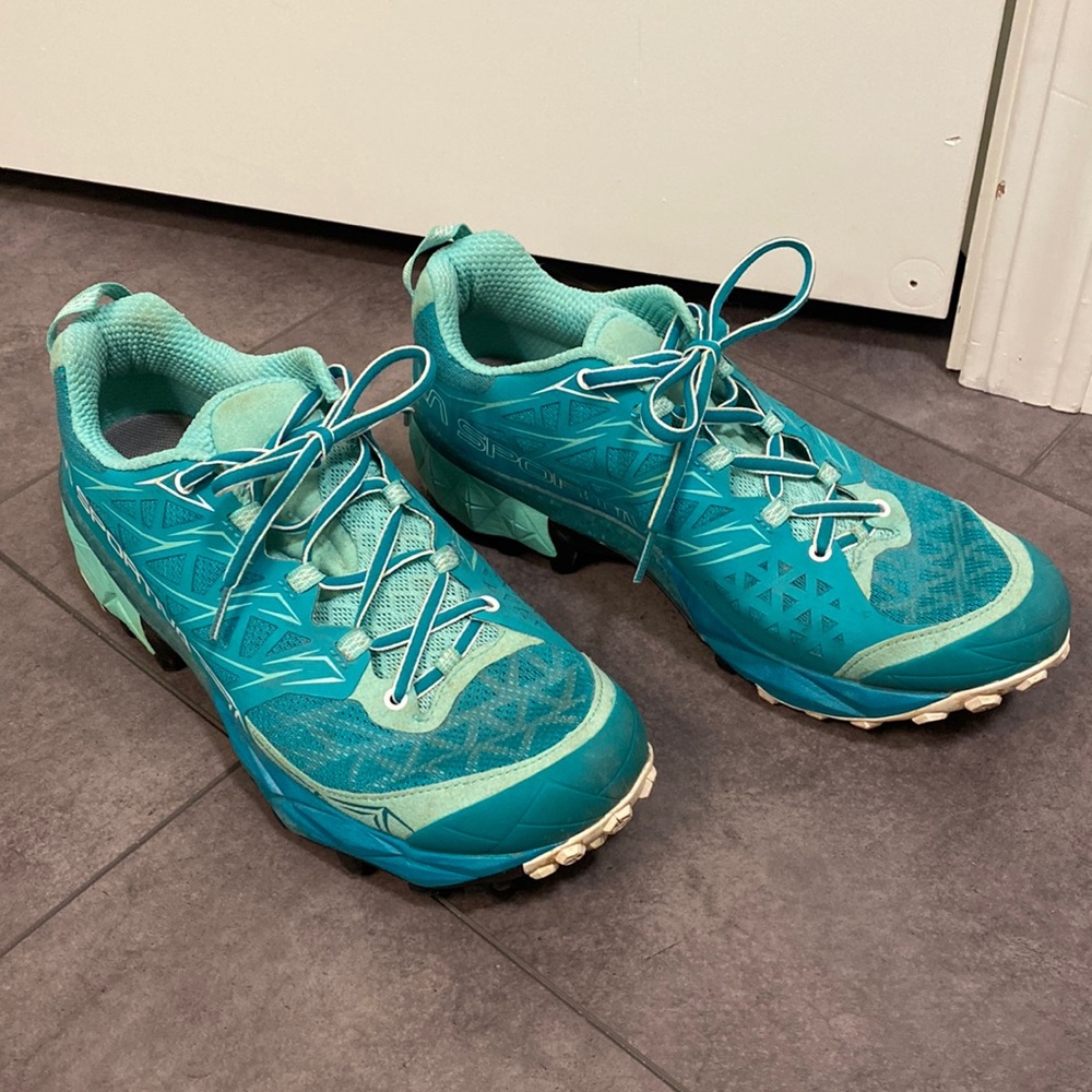 LA SPORTIVA trail running shoes.  Womens Size 9 1/2